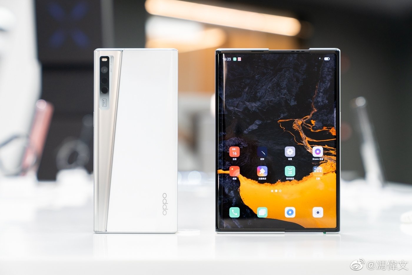 You are currently viewing Oppo X 2021, un écran qui s&rsquo;enroule et se déroule